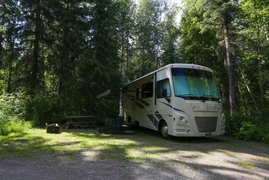Golden Riverfront Campground Hotel Exterior foto